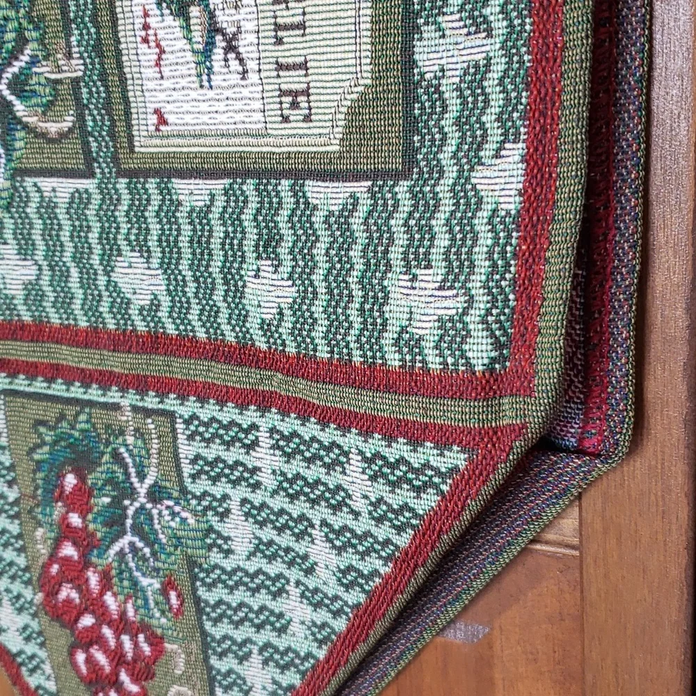 NWOT Tapestry Wine Motif Table Runner
